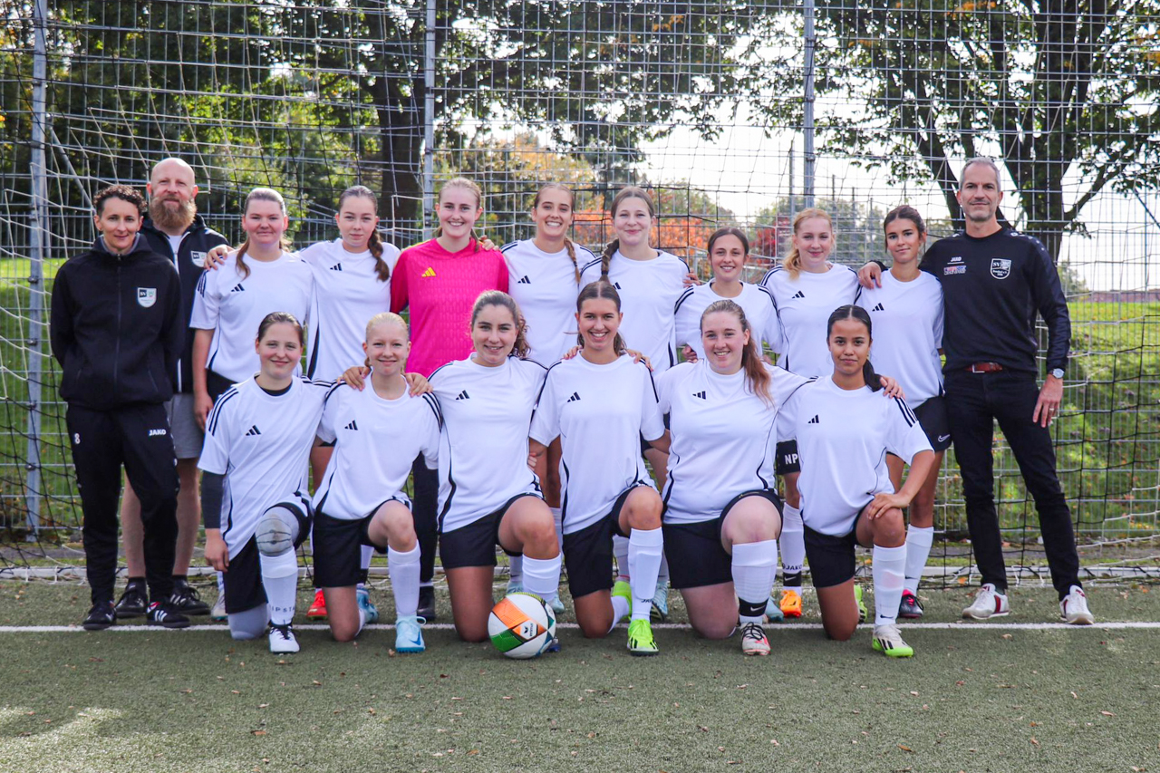 SV Bondorf und SF Kayh Mädchen Fußball B-Juniorinnen