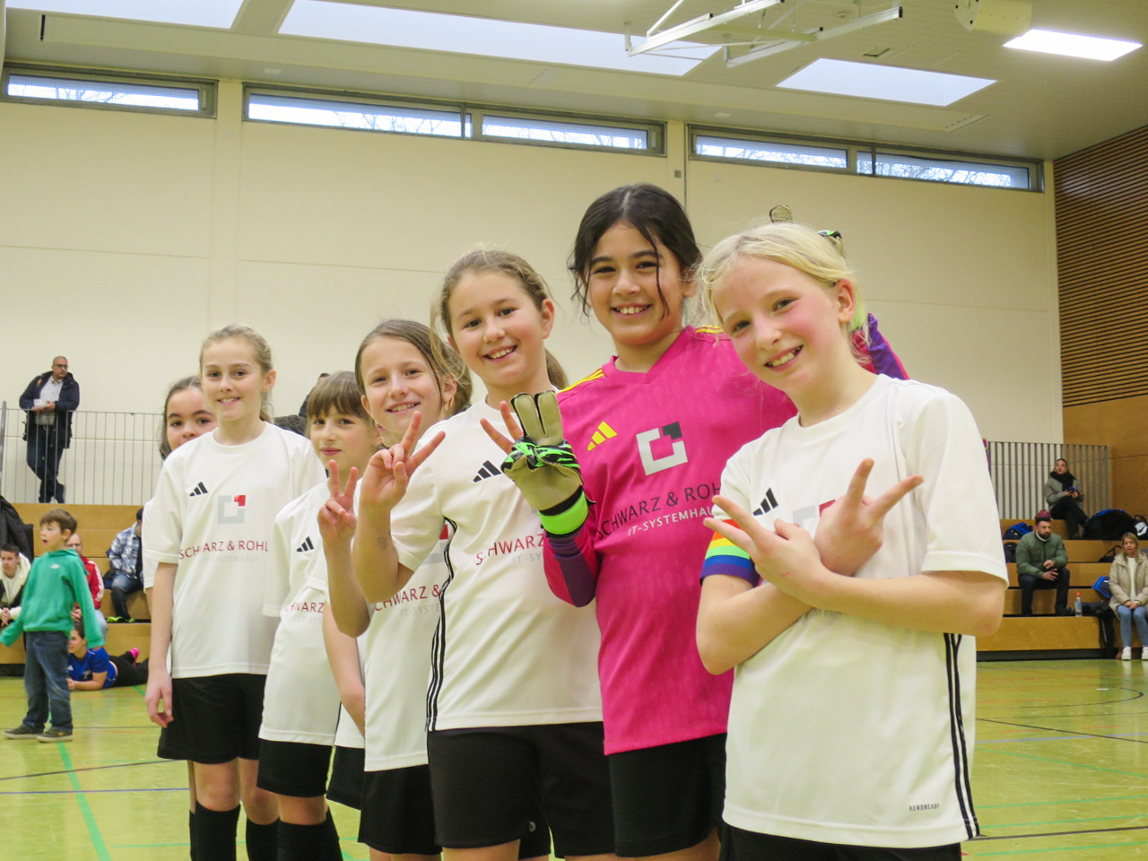 E-Jugend-Mädchenfußball-Angebote-bei-den-Sportfreunden-Kayh-e.-V.