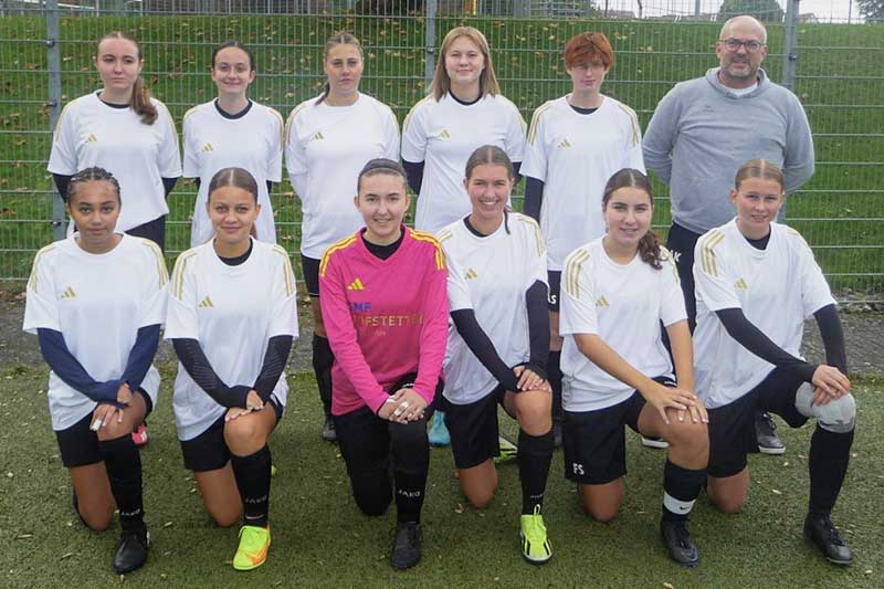 B2-Juniorinnen-SGM-Bondorf-Herrenberg-Mönchberg-Kayh Mädchenfußball B2-Juniorinnen-SGM-Bondorf-Herrenberg-Mönchberg-Kayh Mädchenfußball